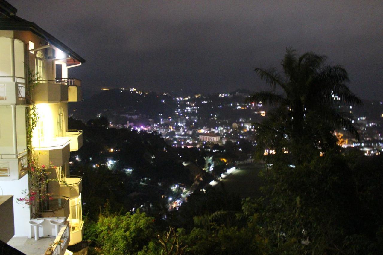 The Peak Pavilion Kandy Exterior photo